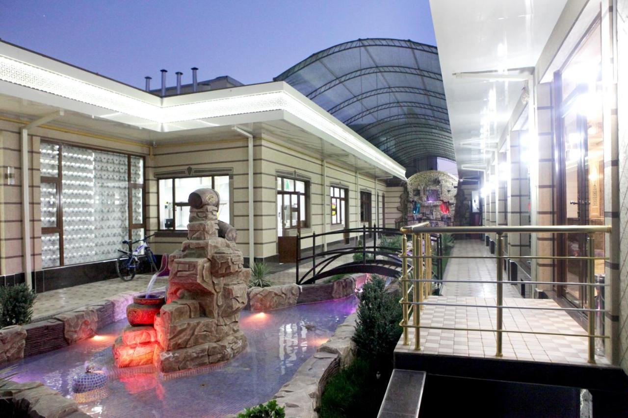 Hotel Naxshab カルシ エクステリア 写真