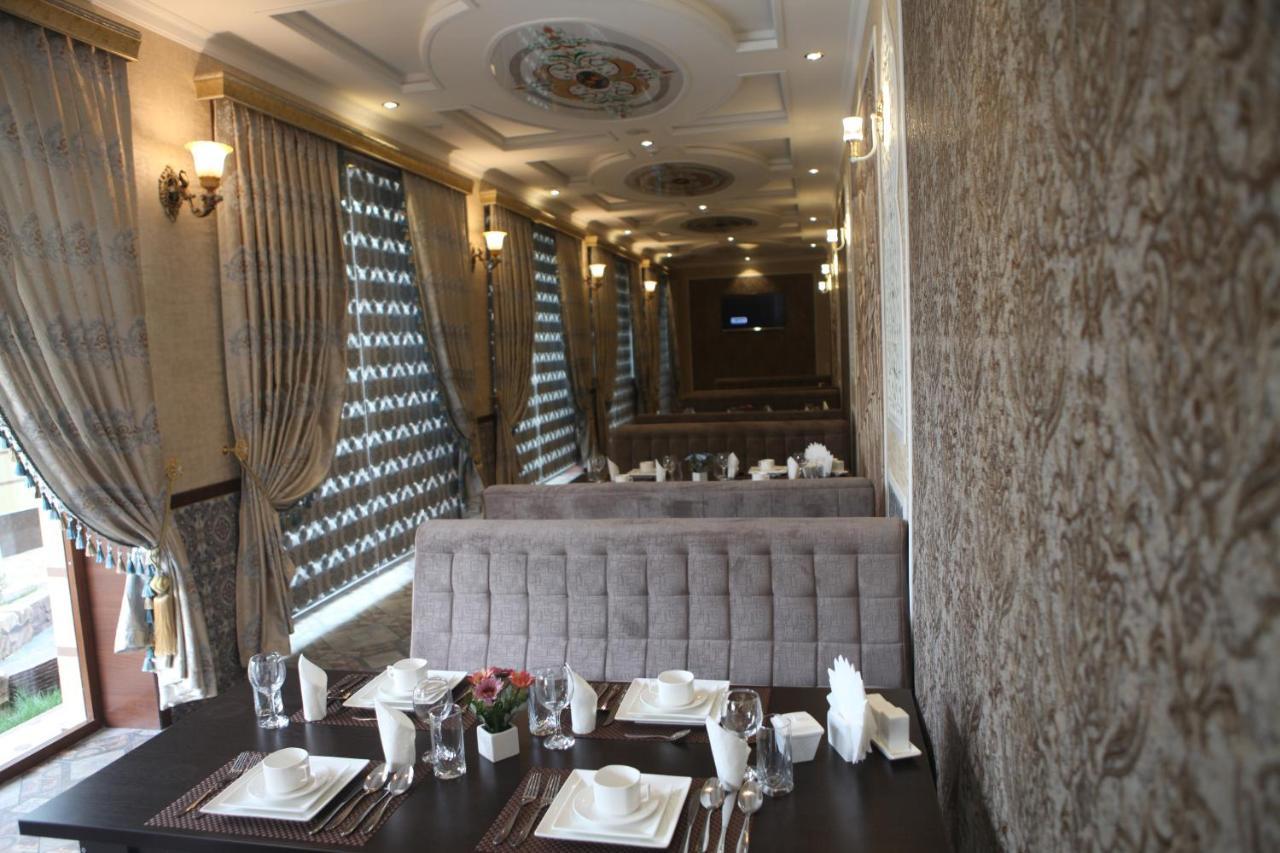 Hotel Naxshab カルシ エクステリア 写真
